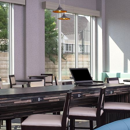 Holiday Inn Express & Suites Norwood, An Ihg Hotel Exterior photo