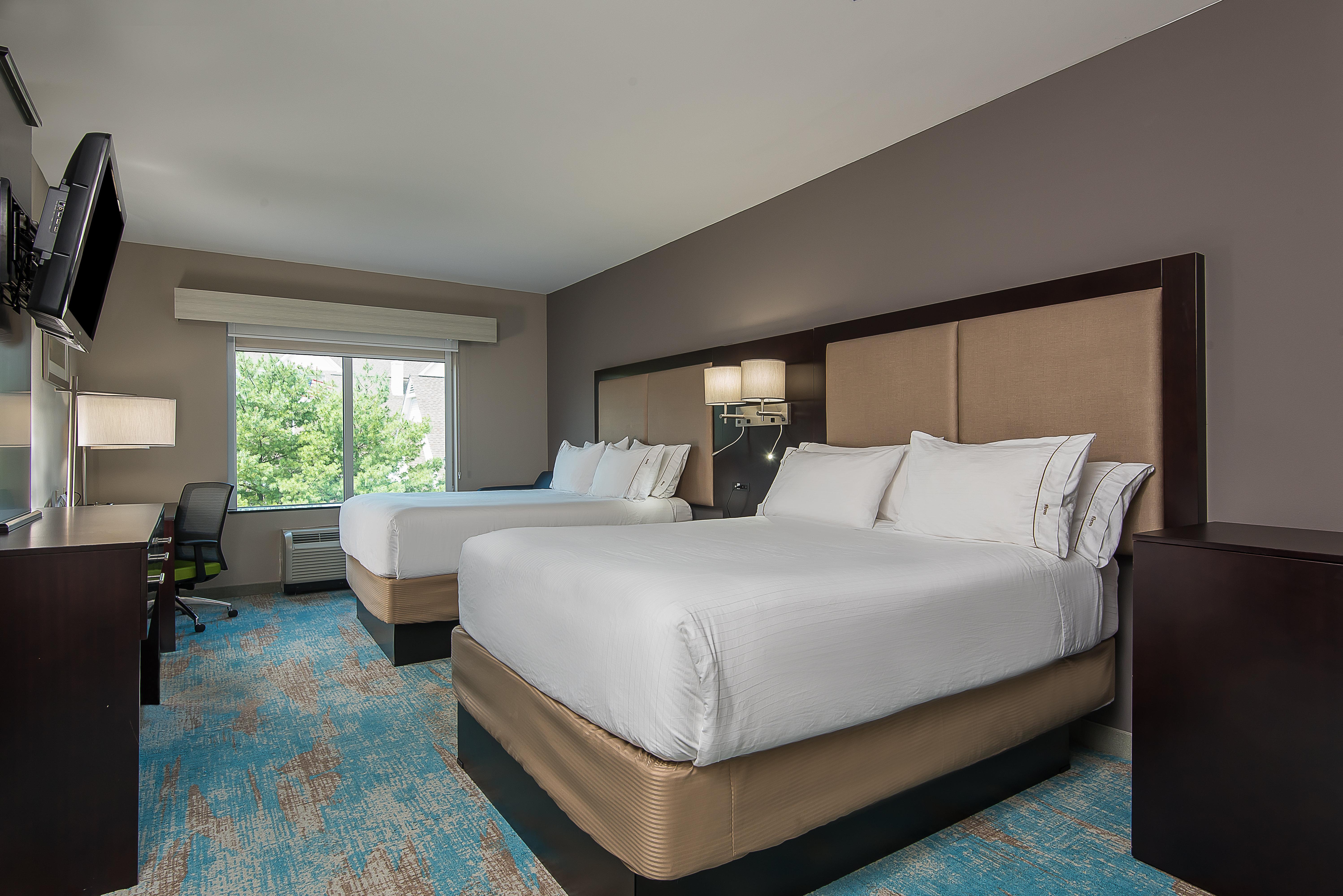 Holiday Inn Express & Suites Norwood, An Ihg Hotel Exterior photo